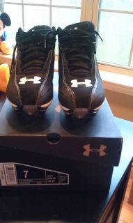  Under Armour Football Cleats Size 7