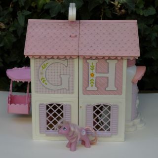  Vintage G1 MLP Playset Accessories and Pony Lullabye Nursery