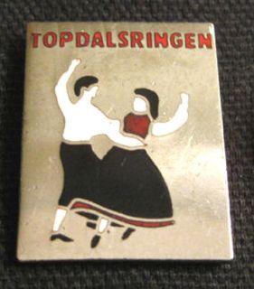 Pretty TOPDALSRINGEN Norwegian Folk Dancing Pin Tie Tack Norway