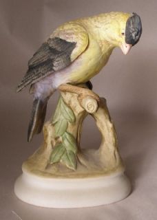 LEFTON china KW 395 GOLDFINCH Bird Figurine