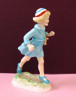 Royal Worcester Hometime Freda Doughty Figurine Excellent Condition