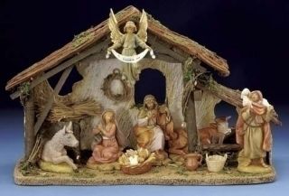 Fontanini 7 Piece Figure Set with Lited Stable Nativity