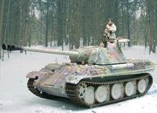 Collectors Showcase CS00356 German Winter Panther Tank