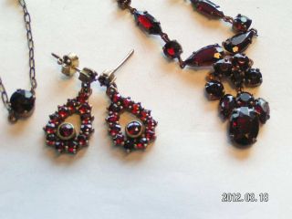 Victorian Bohemian Garnet Drop Necklace w Earrings