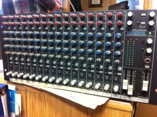 Mackie LM 3204 Stereo Line Mixer LM3204 LM 3204