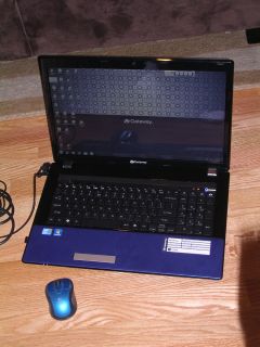  Notebook NV79C55U Computer 500 GB HDD 17 3 Bundle Charger 6 GB