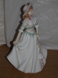 Royal Doulton Bone China Lady Roadshow 1995 Figurine Jacqueline HN3689