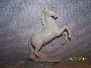 Porcelain Hutschenreuther Gernamy LHS Rearing Stallion