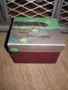 Vintage Sawyers VIEW MASTER Color Stereoscope Viewer Box & 1950 Reel