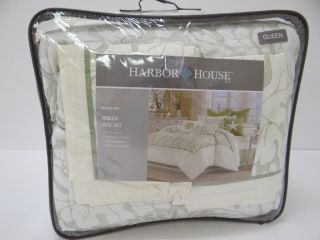 Harbor House Brisbane Comforter Set  Queen Size 180 Thread count