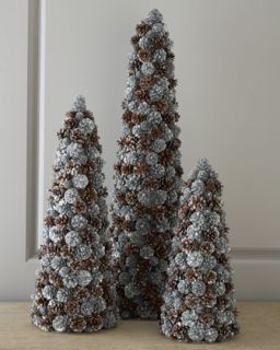 NM EXCLUSIVE Pine Cone & Berries Mini Christmas Tree   