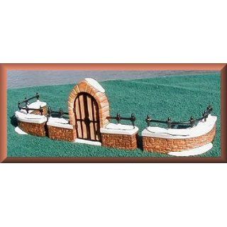 Department 56 Churchyard Gate and Fence Set of 3