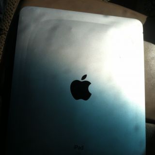 iPad 1st Generation Silver 16g WiFi