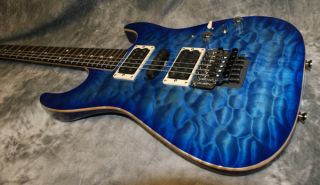 Tom Anderson Drop Top in Jacks Pacific Blue Burst Quilt with Binding
