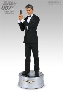 James Bond Pierce Brosnan Premium Format Figure Sideshow Collectibles