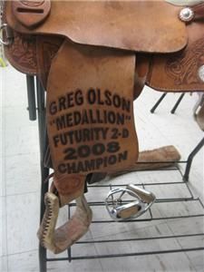 Nice pre owned Mike Green 2007 trophy saddle. Balance Ride model