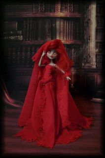 Bloody Mary A Monster High Repaint by John