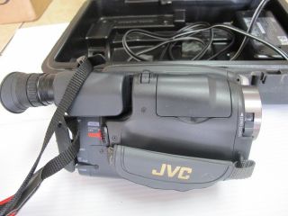 JVC GR AX800 Compact VHS Camcorder