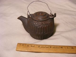 Fancy Antique Toy Tea Kettle Stove Top Pit Bottom Cast Iron No Reserve