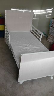 Baby Tenda Toddler Bed Never Had Any Usage Just SAT in Room