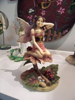 Fairy Figurine Autumn Morning by Linda Ravenscroft Le New