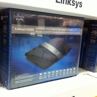 Cisco Linksys® E4200 Maximum Performance Dual Band Wireless N Router