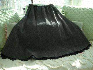 COLDWATER CREEK Long Flared Skirt Black Tweed look with Lace Trim Pet