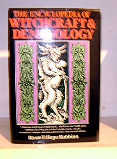 OCCULT THE ENCYCLOPEDIA OF WITCHCRAFT AND DEMONOLOGY, Robbins