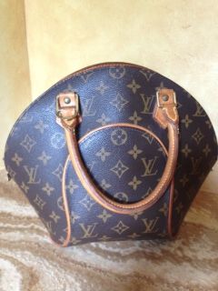 Authentic Louis Vuitton Ellipse Handbag