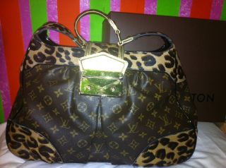 Authentic Le Louis Vuitton Leopard Polly Handbag LV