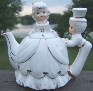 Vintage McClurg Boy Girl Tea for Two Musical Tea Pot