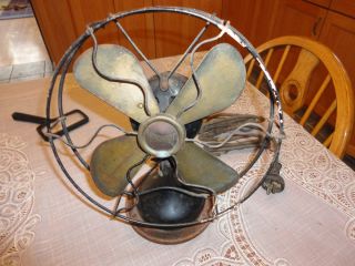Antique Brass Menominee Working Tabletop Fan