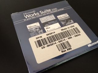 Microsoft Works Suite 2006 for North America SEALED