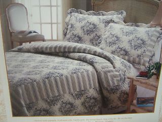 DARK NAVY BLUE FRENCH COUNTRY LIFE TOILE FULL or QUEEN QUILT 100%