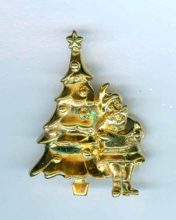 Signed AJC Vintage Christmas Tree With Santa Pin / Brooch