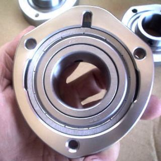 Arrow 40mm Axle Flange with Free Spin Bearing   It Matches Your