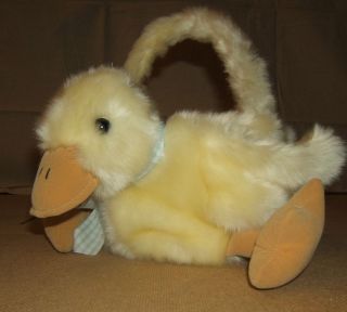 Generic Easter Basket Baby Duck 10in x 9in x 9in DB1234 * Fabric