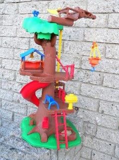 CAILLOU Tree Fort Tree house Tree treehouse CINAR PBS Little Tikes