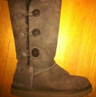 ugg bailey button size 10 in Boots