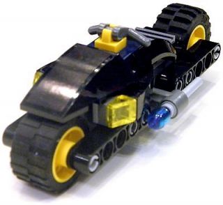 LEGO Batcycle set 6860 The Batcave Batman DC Universe Super Heroes No