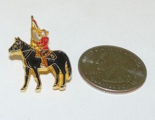 WildWoodHome   RCMP Mountie on Horse lapel hat pin