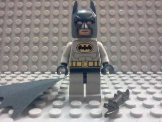 LEGO DC UNIVERSE 6857 BATMAN WITH BATARANG NEW AND MINT