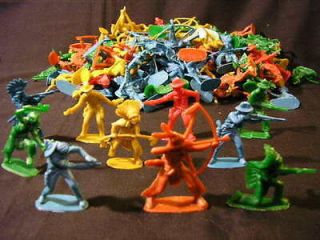 listed 144 COWBOYS AND INDIANS plastic toy army men armymen figures