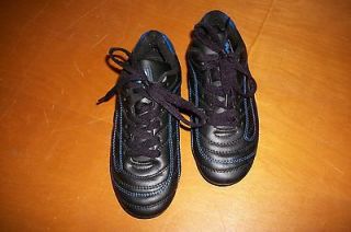RIDDELL YOUTH SOCCER CLEATS SIZE 2.5 BLACK AND BLUE EXCELLENT USED