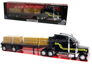 NEWRAY 132 TRAILER FREIGHT LINER XL WITH HAY BALES DIE CAST MODEL