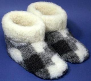 Womens sheep Wool SLIPPERS, New felt Boots, Sheepskin Ukrainian