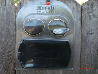Sun Glass Hut Sax 4 Prong Clip on Sunglasses w Case
