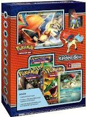 COLLECTION BOX   3 BOOSTERS + FIGURE +HOLO CARD +EXTRA LARGE CARD