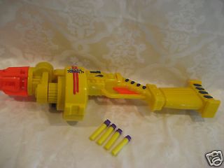 TOMMY 20 DART GUN.MADE BY BUZZ BEE TOYS.GREAT CONDITION FAST SHIPPING