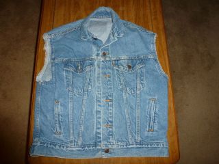 Vintage Levis Cut Off Jean Jacket Vest Measures 44 Medium